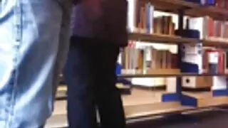 La fille perverse Tracy est un gode qui baise le trou anal de sa douce petite amie video x gratuite en hd
