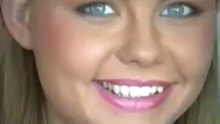 Une prostituée tatouée lui donne la tête et se fait défoncer la chatte en video de femme xxx levrette