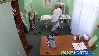 Pas jolie brune se fait baiser directement dans un hall videos x gratuite