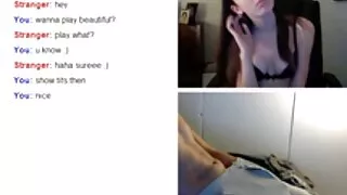 Soif de plaisir la prostituée pâle Hanna streaming xxx gratuit doigte délicieusement sa chatte