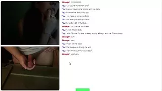 Cougar aux video porno gratuit cheveux corbeau aux gros seins dans des lunettes chevauche la longue bite de son gros mec