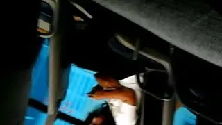 Une femme mature aux gros seins suce goulûment video de xxx gratuit la bite de son mari tout en jouant avec elle-même