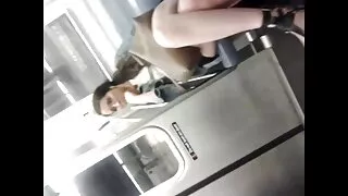La magnifique Kathia Nobili se fait doigter dans le cul par sa copine video xxxl gratuit