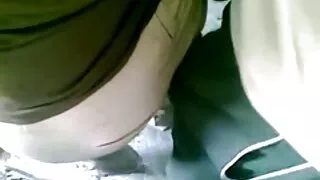 Bosomy jolie vidéo x gratuit français et cornée cow-girl au chocolat veut monter une bite blanche