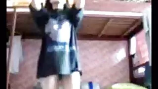 La mignonne brune sexy svelte Randi Wright donne une belle BJ dans une pose inoubliable videos x gratuites françaises de 69